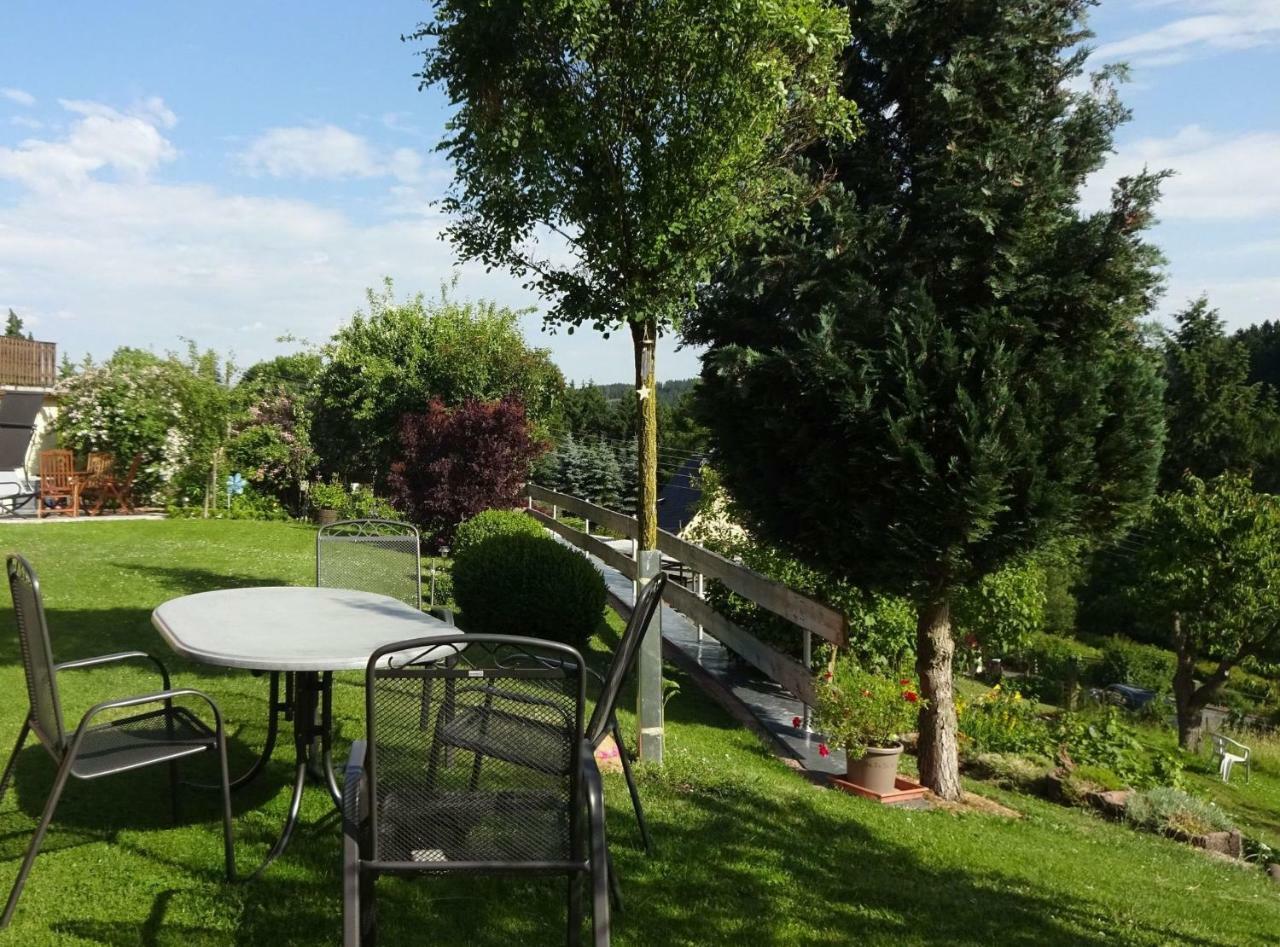 Ferienwohnung Poehlmann Bad Lobenstein Dış mekan fotoğraf